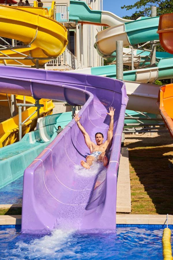 מלון סנטה קלרה Gran Evenia Bijao מראה חיצוני תמונה A water slide