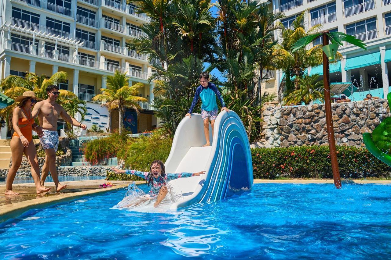 מלון סנטה קלרה Gran Evenia Bijao מראה חיצוני תמונה A water slide at the pool