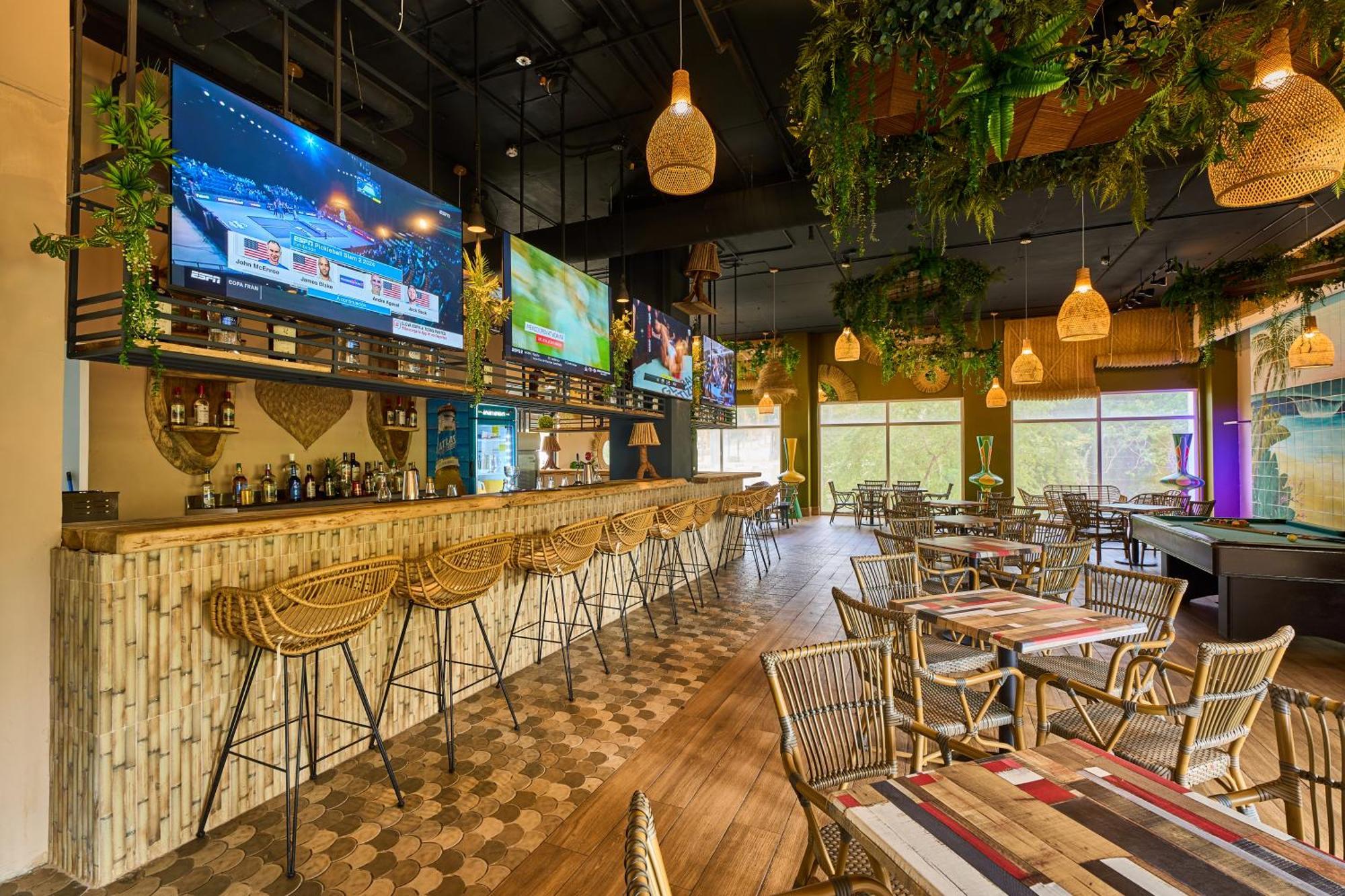 מלון סנטה קלרה Gran Evenia Bijao מראה חיצוני תמונה The interior of a typical restaurant