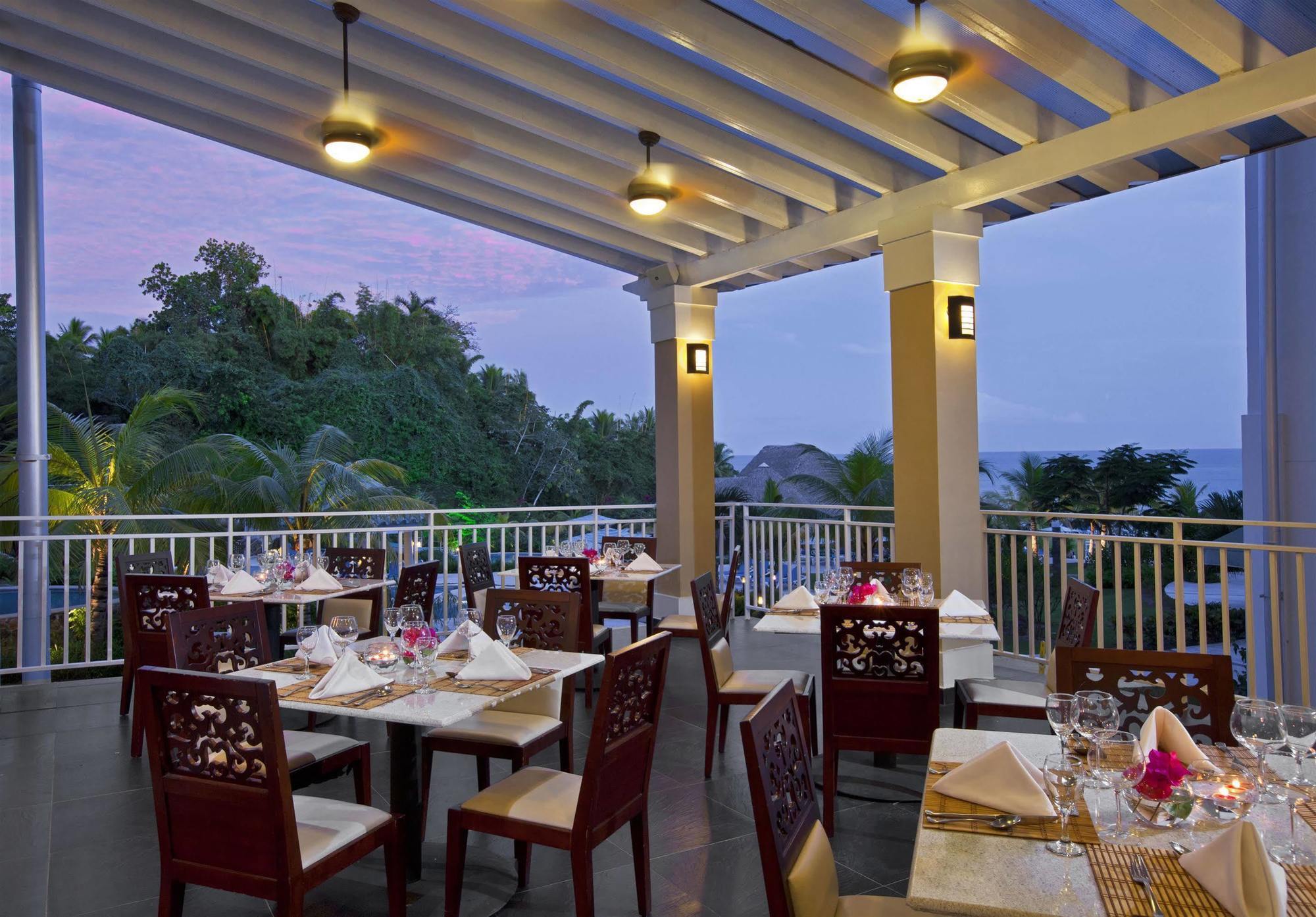 מלון סנטה קלרה Gran Evenia Bijao מסעדה תמונה The restaurant at the hotel